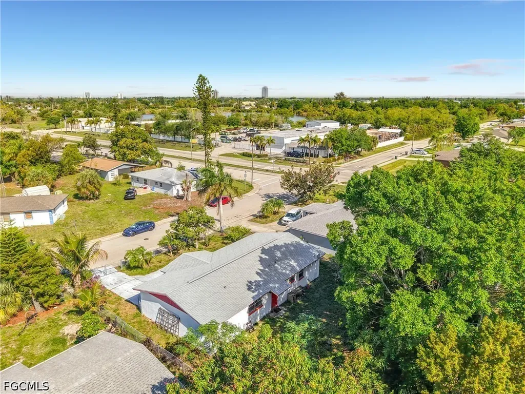 2407 Jaylen Watkins Street Fort Myers FL 33916