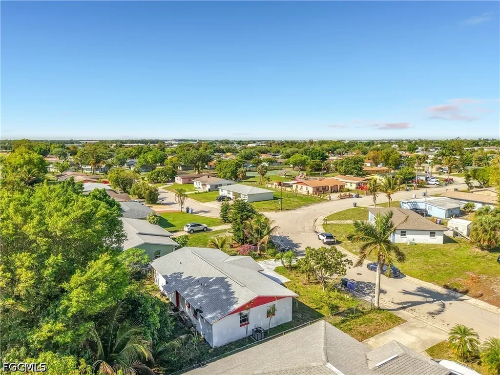 2407 Jaylen Watkins Street Fort Myers FL 33916