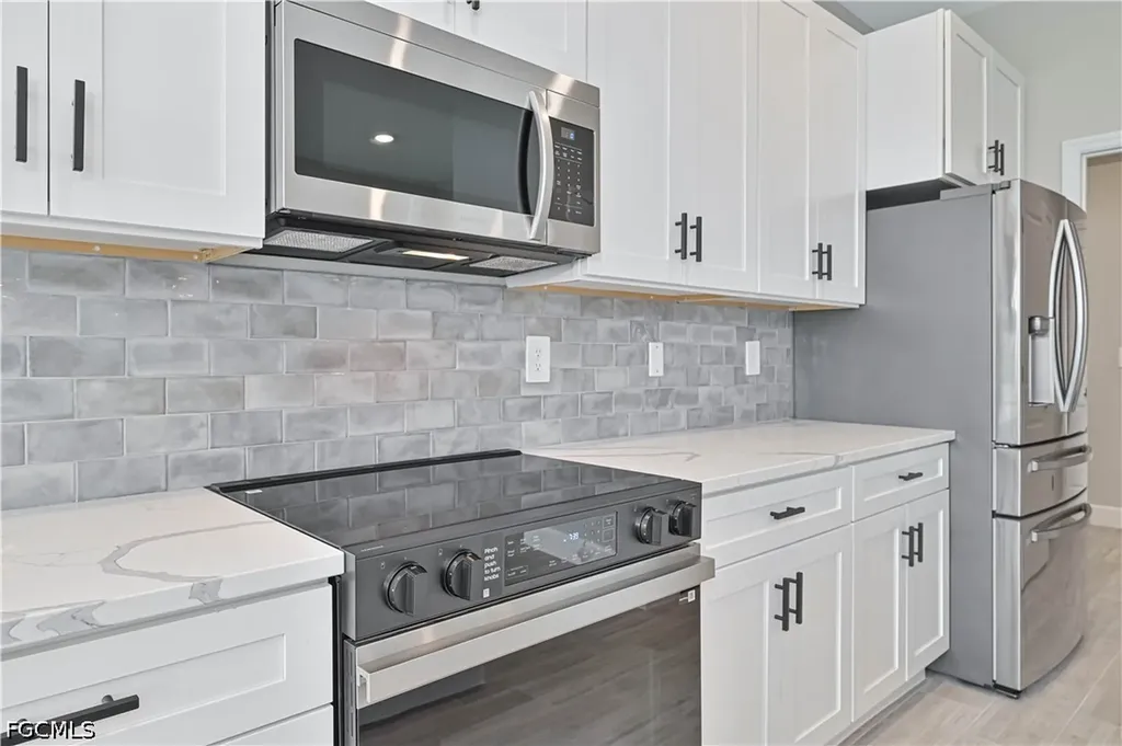 1802 NW 31st Place Cape Coral FL 33993