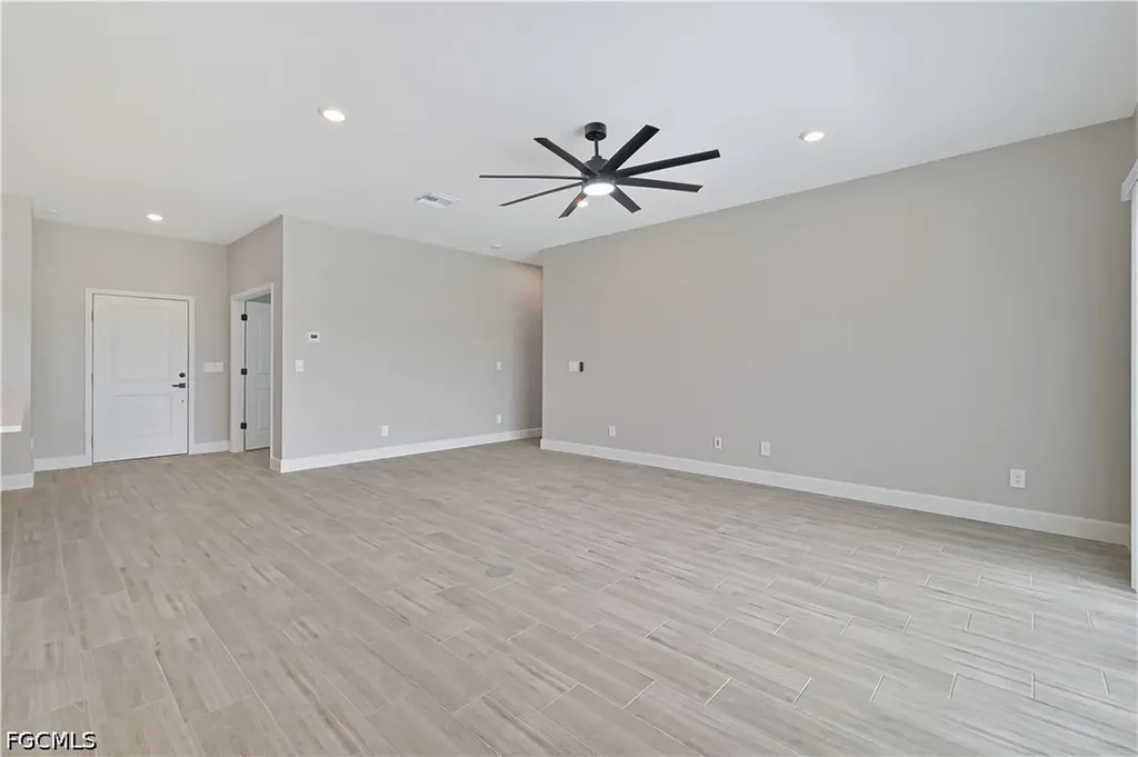 1802 NW 31st Place Cape Coral FL 33993
