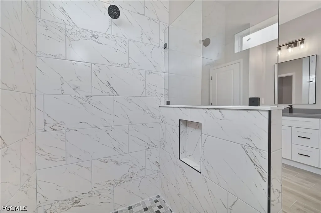 1802 NW 31st Place Cape Coral FL 33993