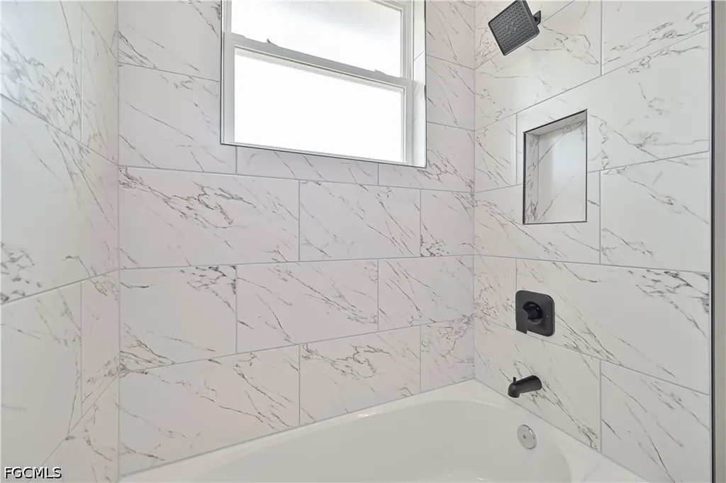 1802 NW 31st Place Cape Coral FL 33993