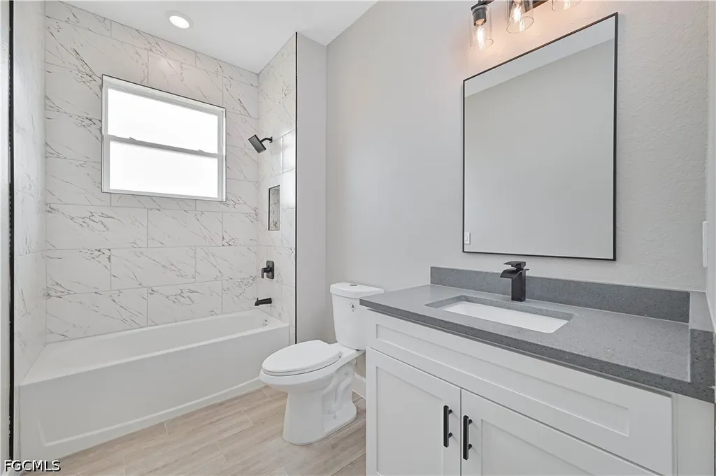 1802 NW 31st Place Cape Coral FL 33993