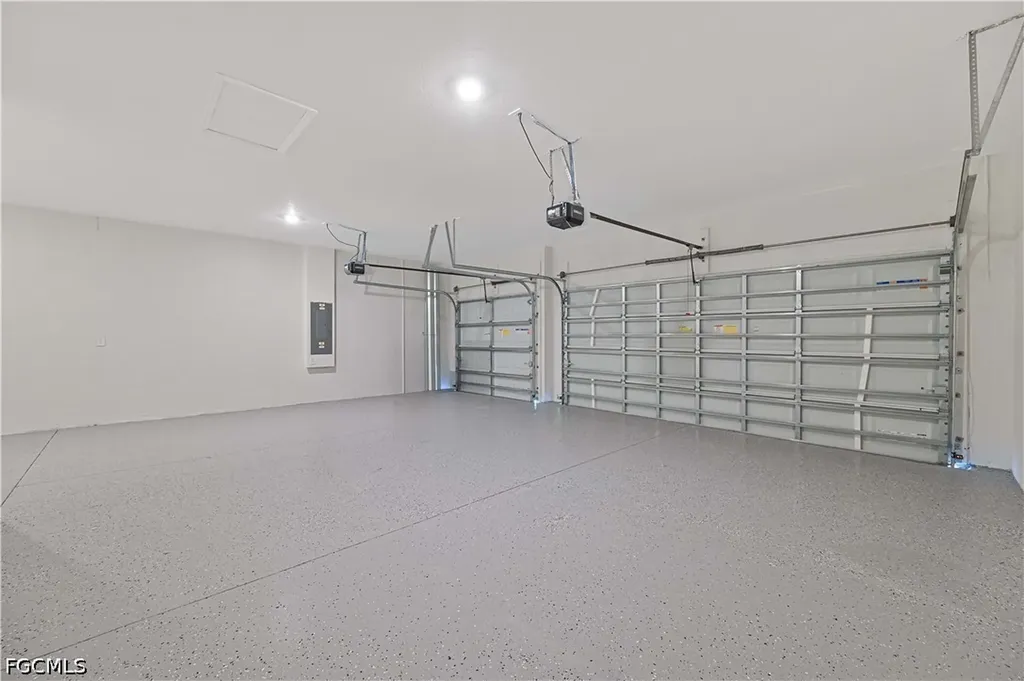 1802 NW 31st Place Cape Coral FL 33993