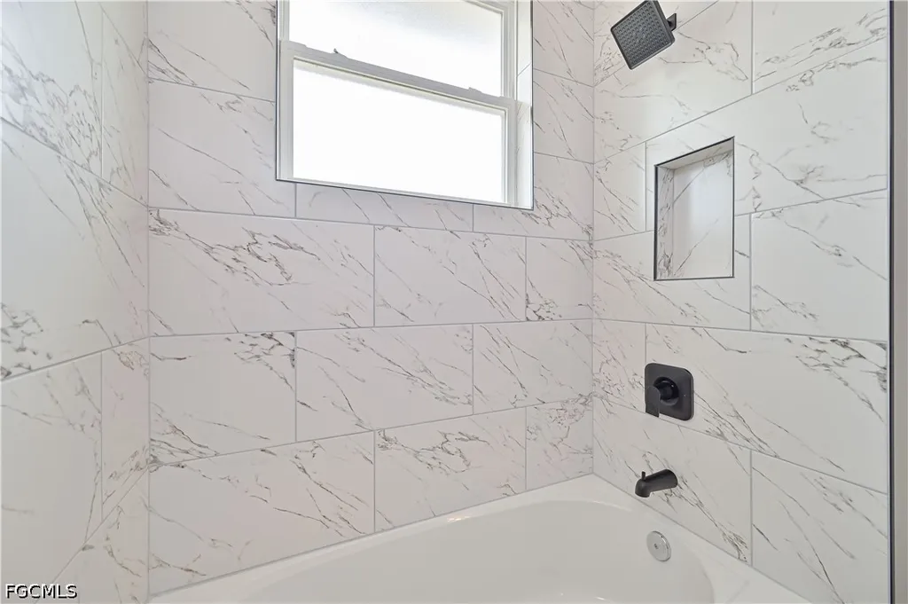 1802 NW 31st Place Cape Coral FL 33993