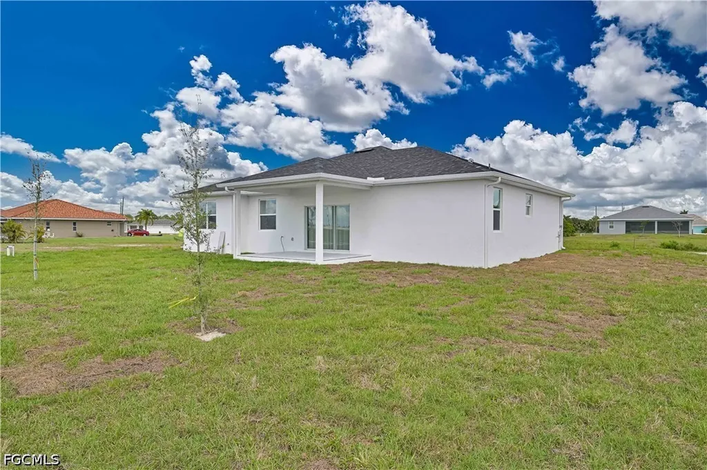 1802 NW 31st Place Cape Coral FL 33993