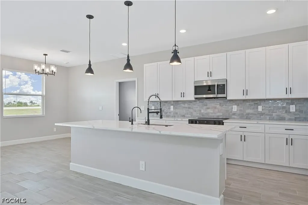 1802 NW 31st Place Cape Coral FL 33993