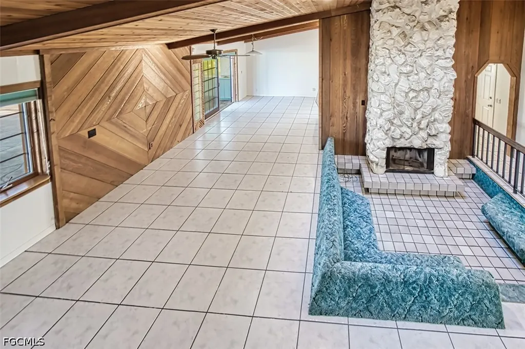 1221 SW 49th Street Cape Coral FL 33914