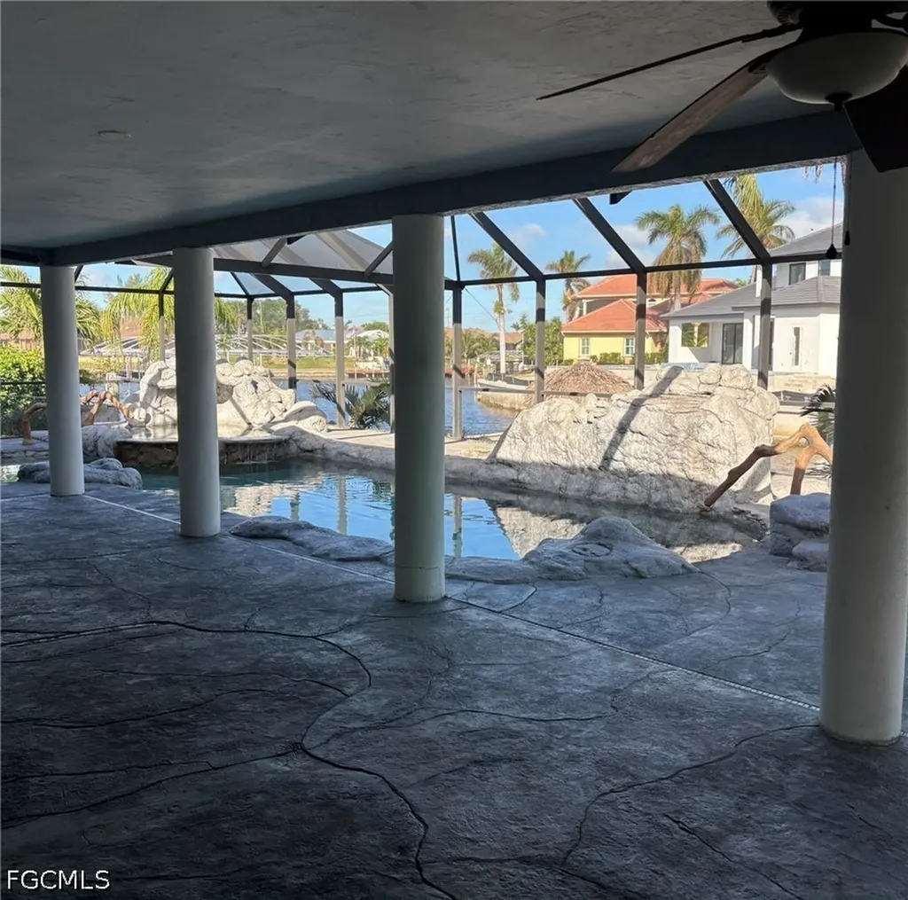 1221 SW 49th Street Cape Coral FL 33914