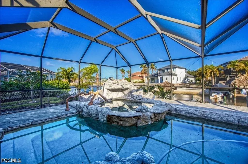 1221 SW 49th Street Cape Coral FL 33914