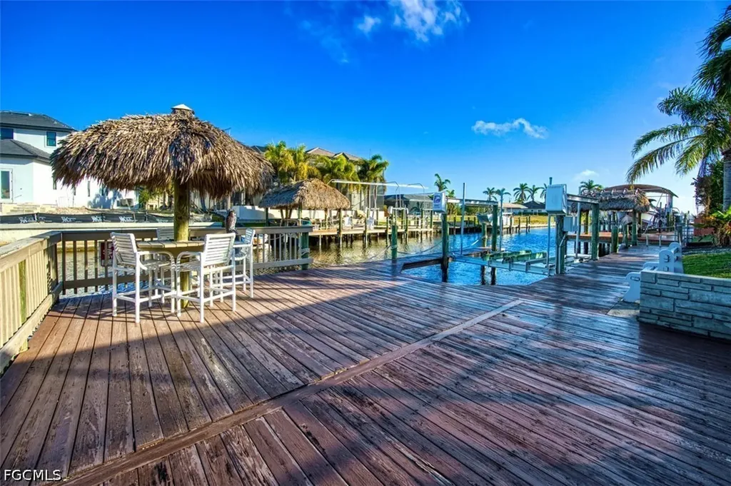1221 SW 49th Street Cape Coral FL 33914