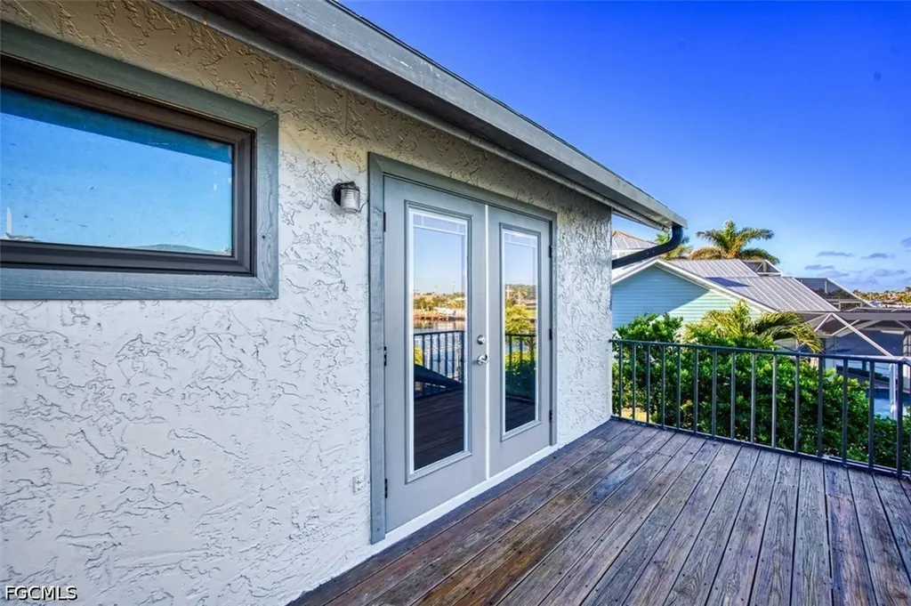 1221 SW 49th Street Cape Coral FL 33914