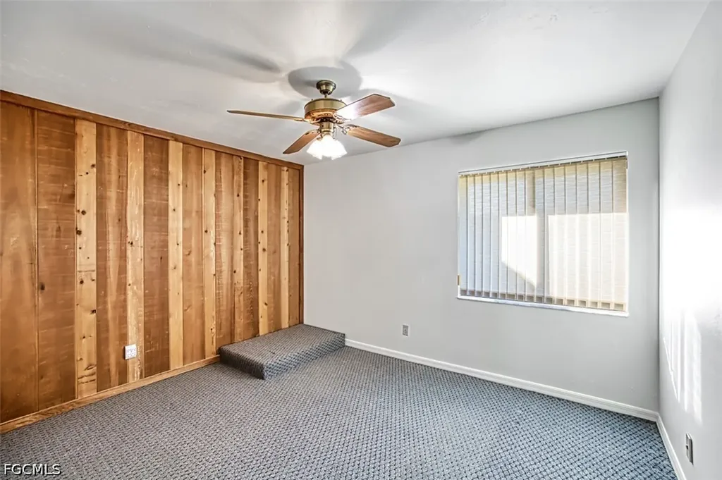 1221 SW 49th Street Cape Coral FL 33914