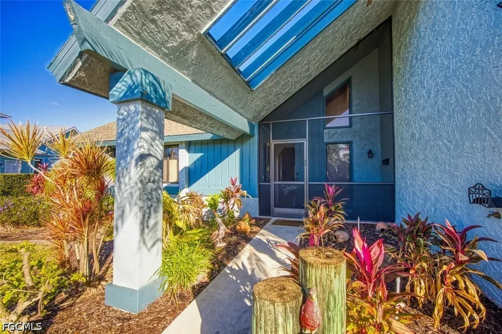 1221 SW 49th Street Cape Coral FL 33914