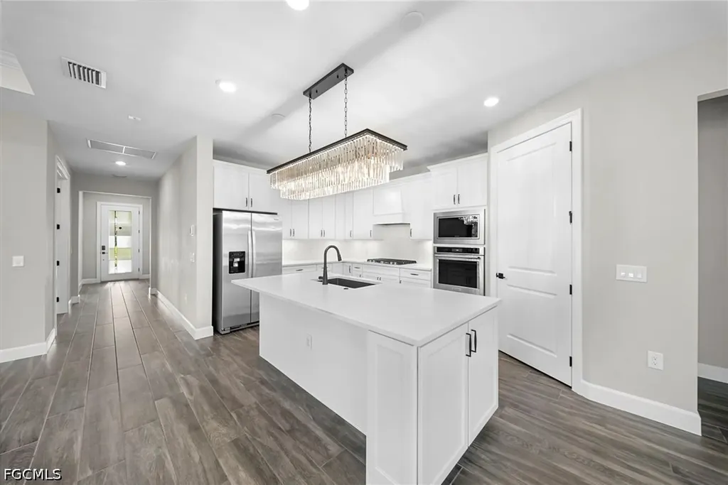 20112 Kingmont Drive Estero FL 33928