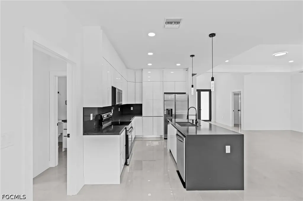 618 Raintree Street E Lehigh Acres FL 33974