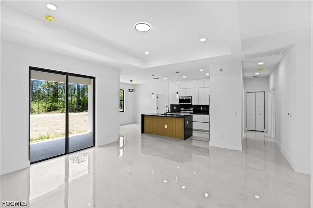 618 Raintree Street E Lehigh Acres FL 33974