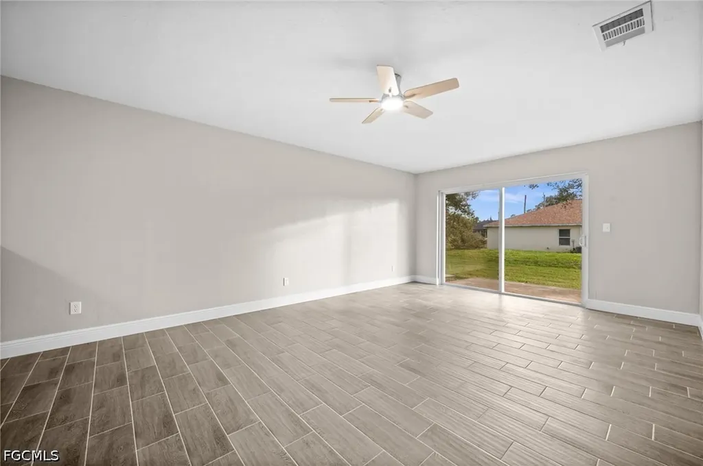 4541/4543 27th Street SW Lehigh Acres FL 33973