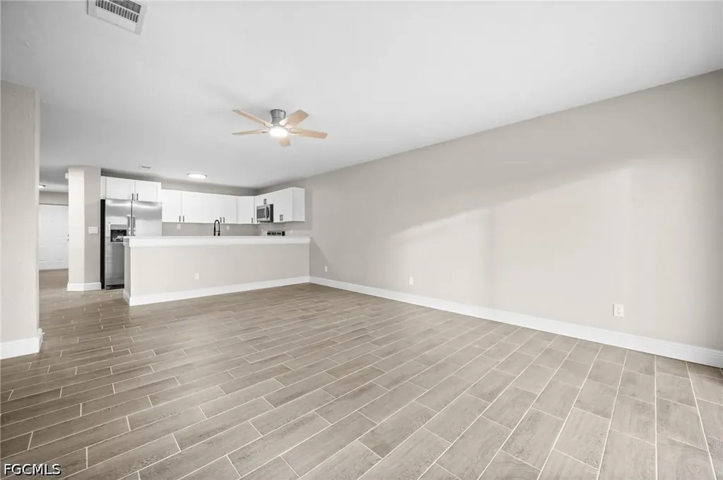 4541/4543 27th Street SW Lehigh Acres FL 33973