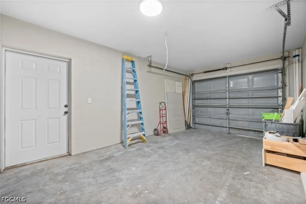 4541/4543 27th Street SW Lehigh Acres FL 33973