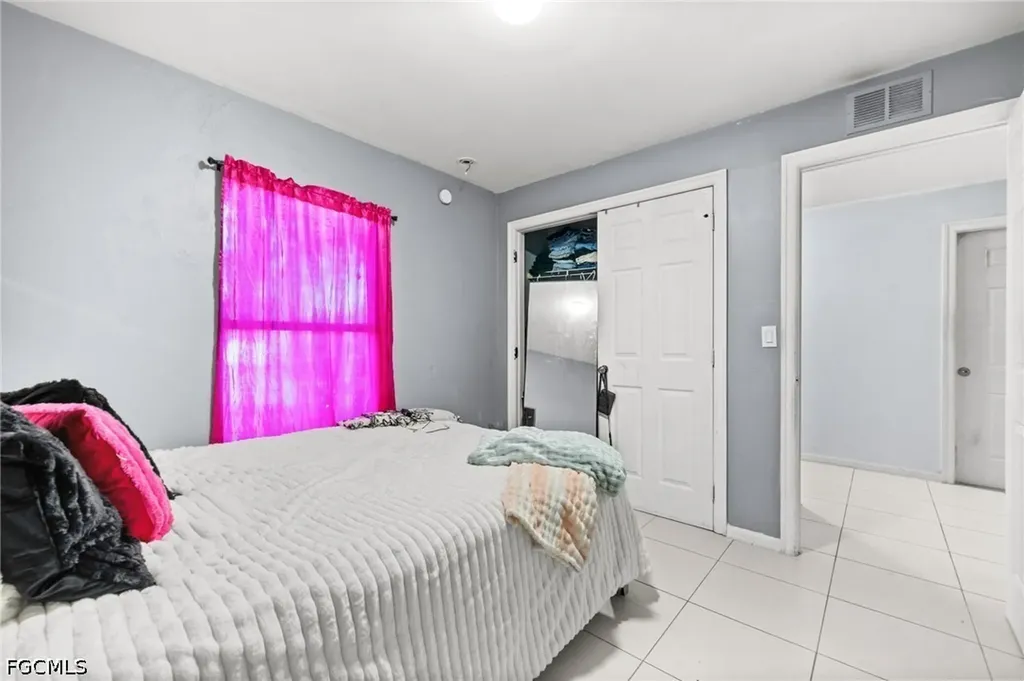 4541/4543 27th Street SW Lehigh Acres FL 33973