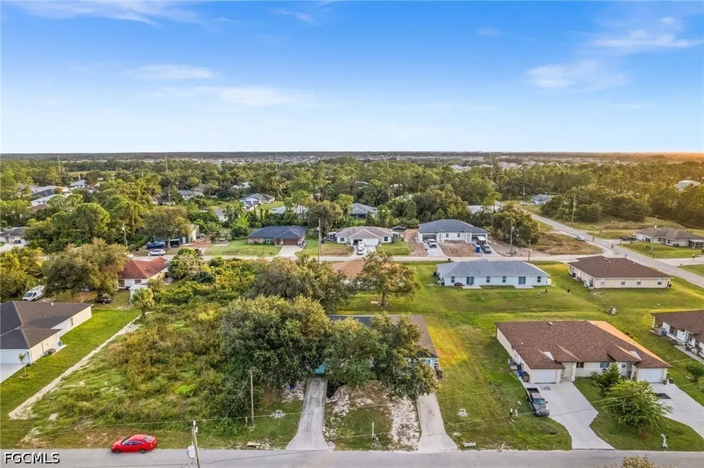 4541/4543 27th Street SW Lehigh Acres FL 33973