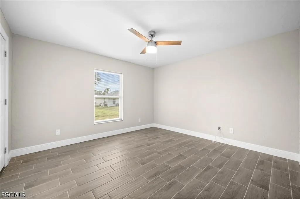 4541/4543 27th Street SW Lehigh Acres FL 33973