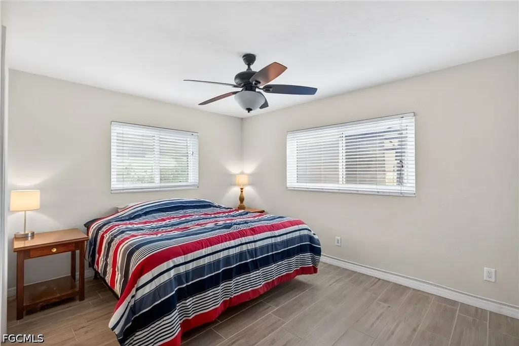 4547 SE 11th Avenue Cape Coral FL 33904