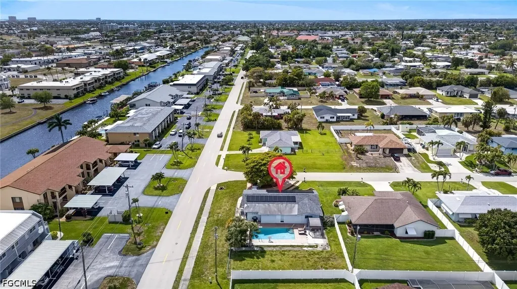 4547 SE 11th Avenue Cape Coral FL 33904