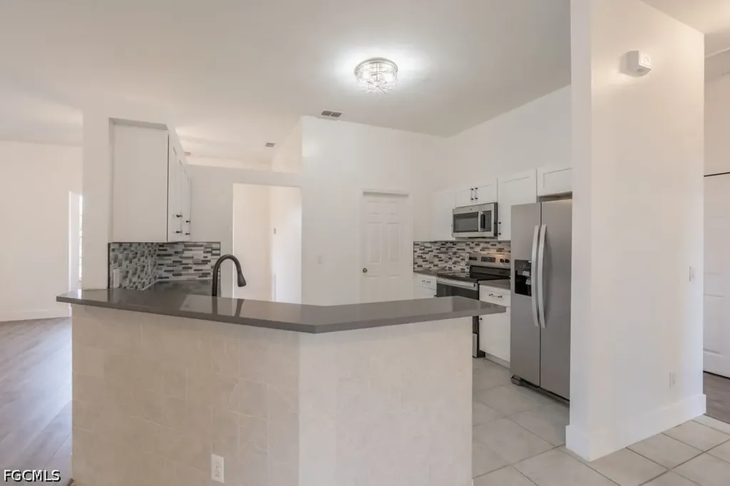 2519 9th Street W Lehigh Acres FL 33971