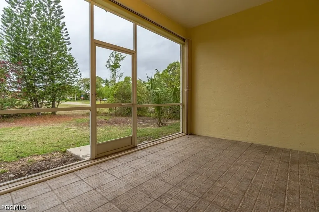 2519 9th Street W Lehigh Acres FL 33971