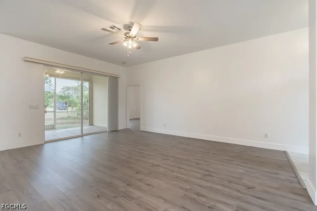2519 9th Street W Lehigh Acres FL 33971
