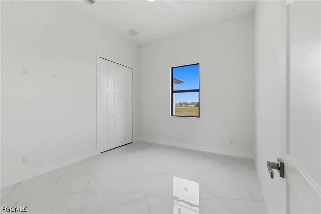 337 NE 13th Street Cape Coral FL 33909