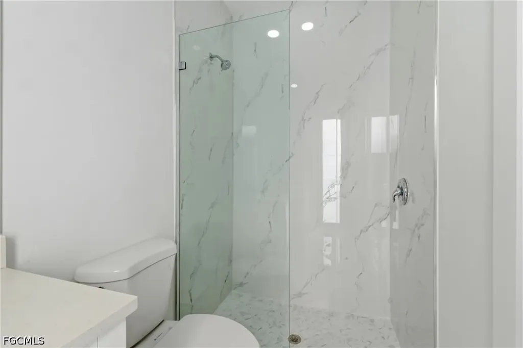 337 NE 13th Street Cape Coral FL 33909