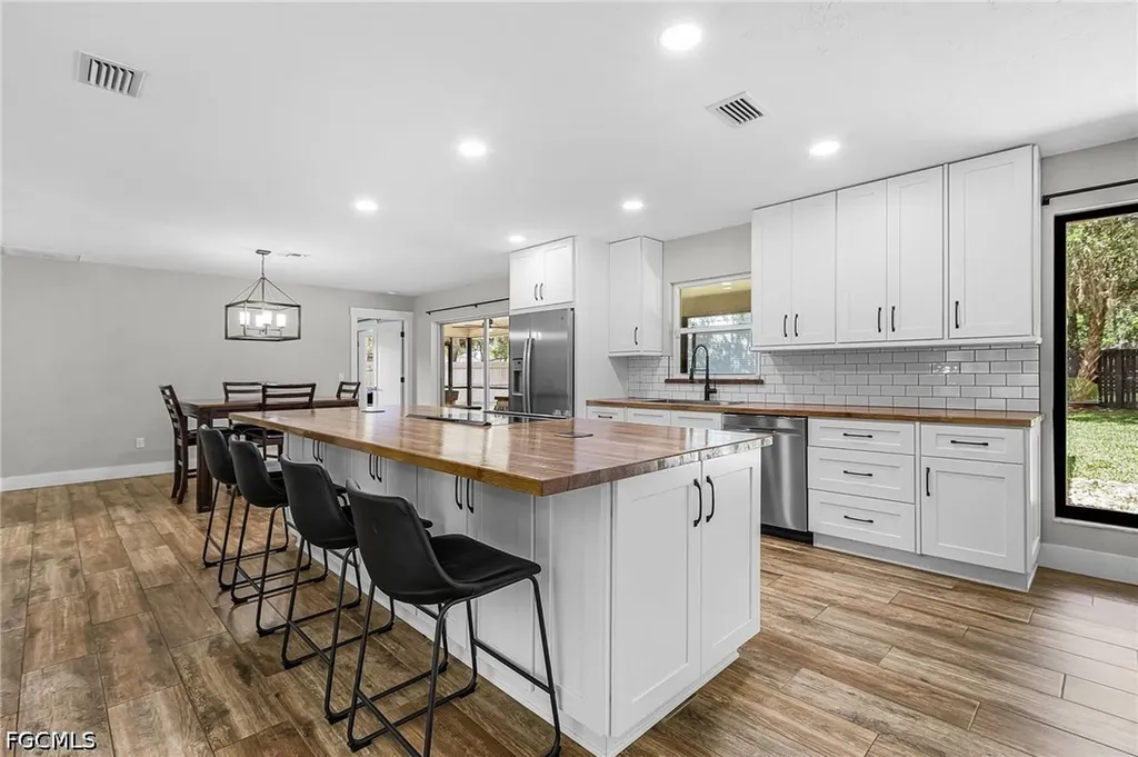 2249 River Oak Lane Fort Myers FL 33905