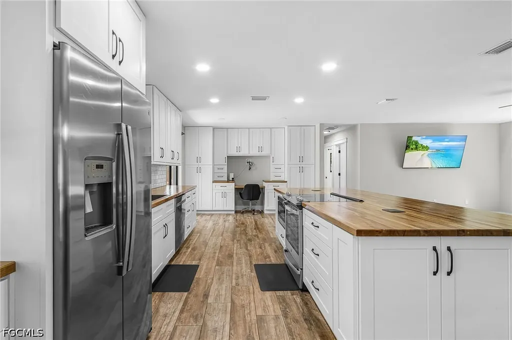 2249 River Oak Lane Fort Myers FL 33905