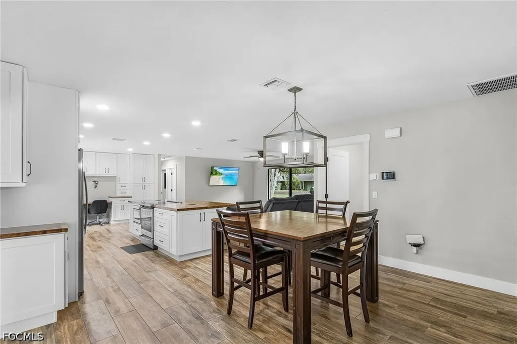 2249 River Oak Lane Fort Myers FL 33905