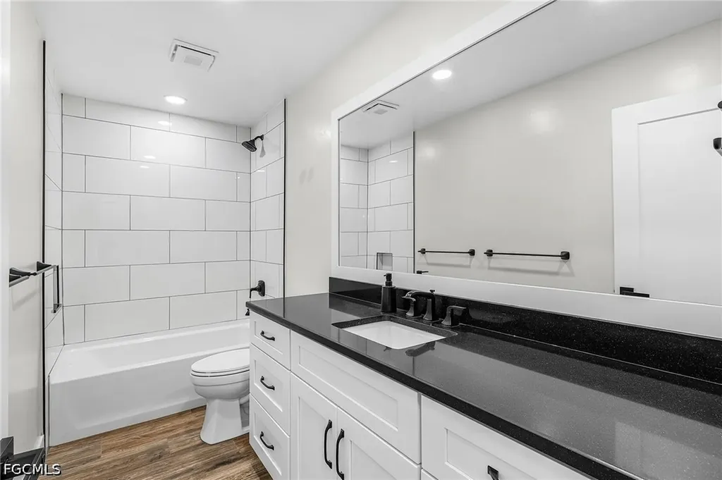 2249 River Oak Lane Fort Myers FL 33905