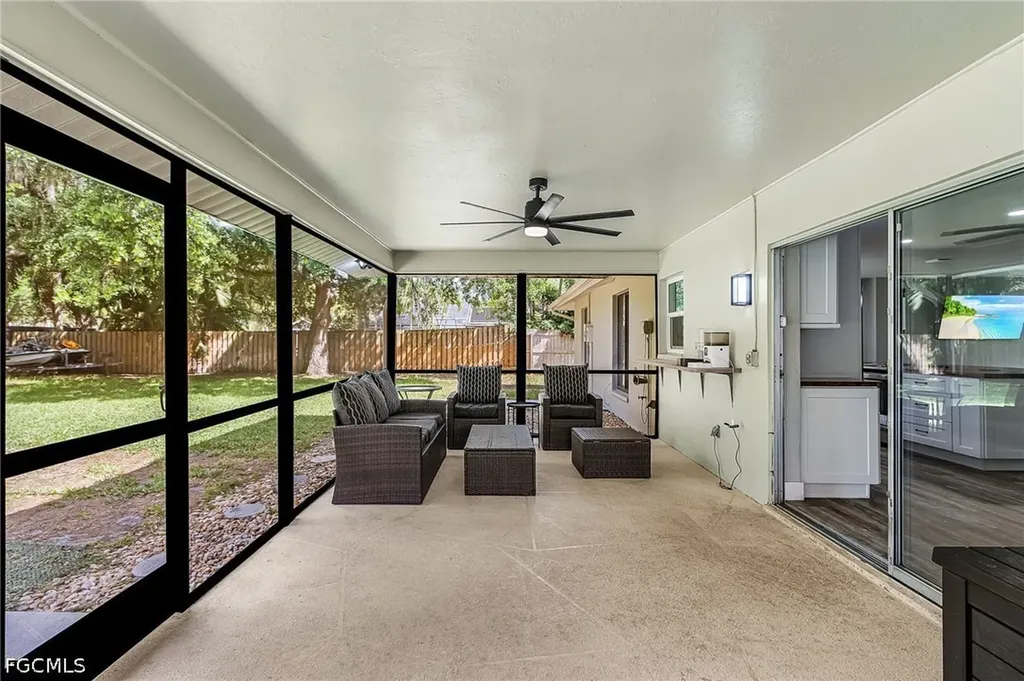2249 River Oak Lane Fort Myers FL 33905