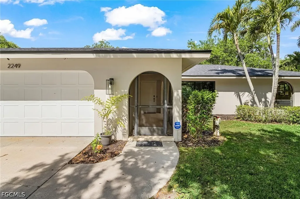 2249 River Oak Lane Fort Myers FL 33905
