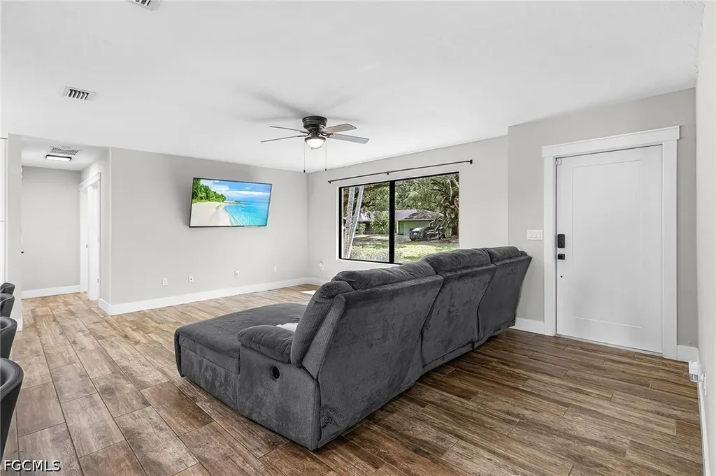 2249 River Oak Lane Fort Myers FL 33905