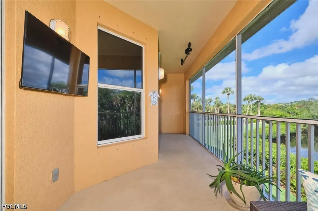 15256 Riverbend Boulevard North Fort Myers FL 33917