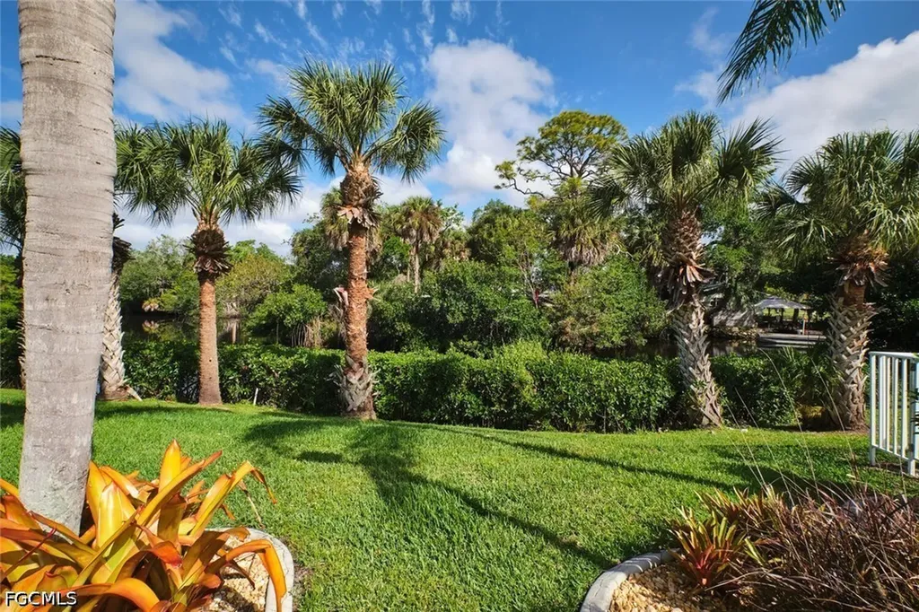 15256 Riverbend Boulevard North Fort Myers FL 33917