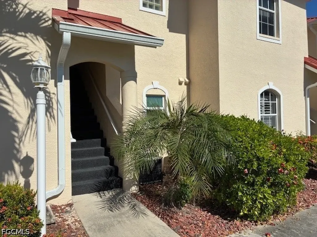 5410 Chiquita Boulevard S Cape Coral FL 33914