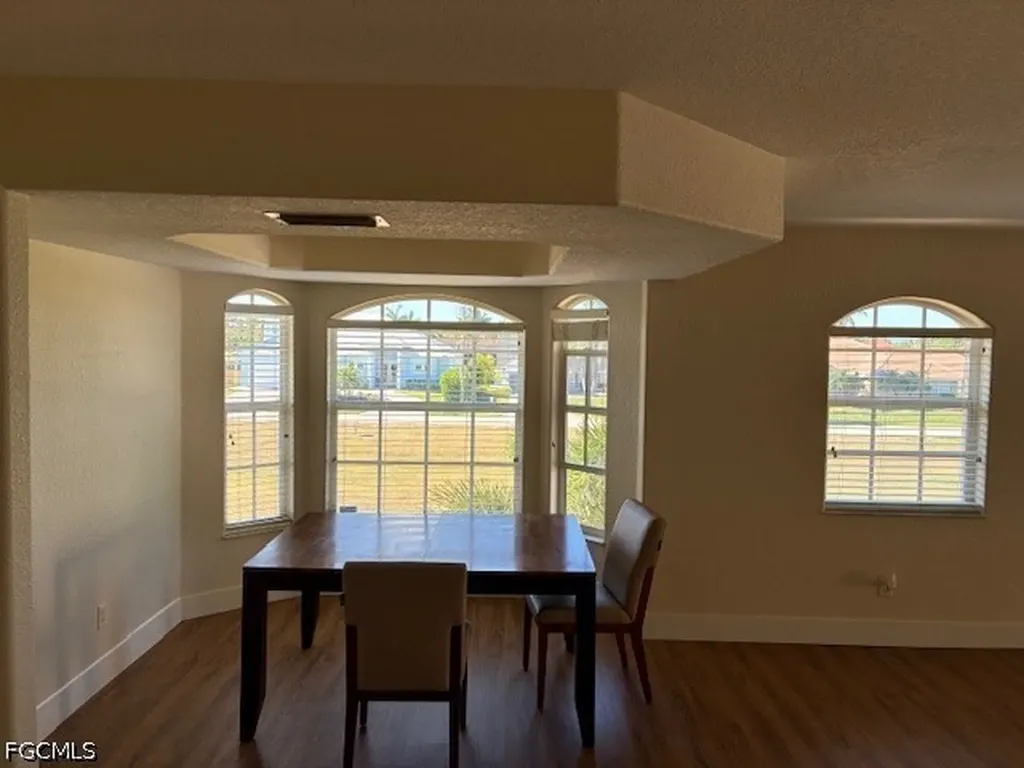 5410 Chiquita Boulevard S Cape Coral FL 33914