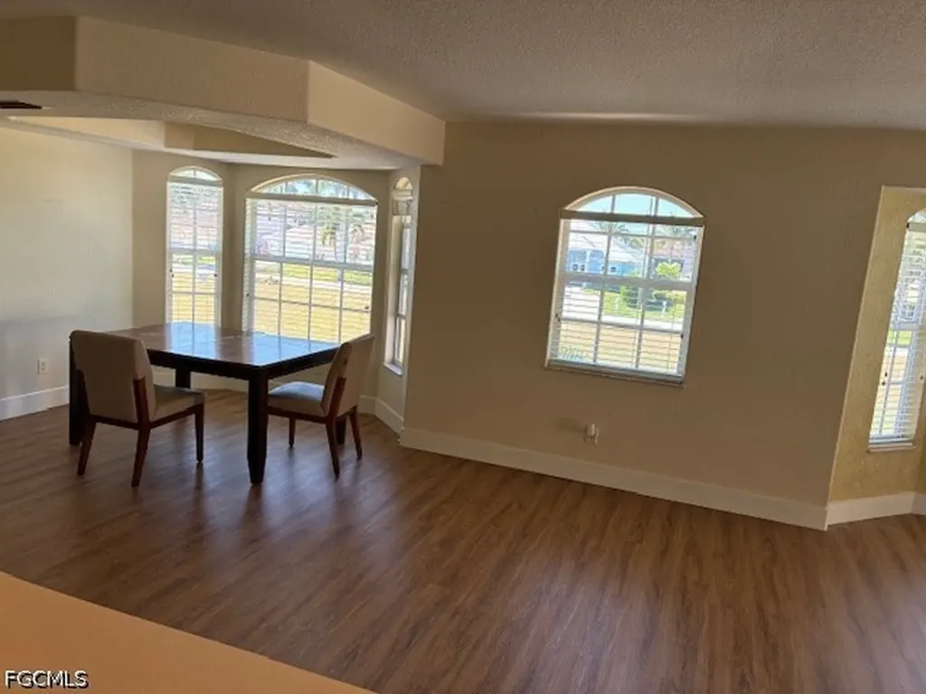5410 Chiquita Boulevard S Cape Coral FL 33914