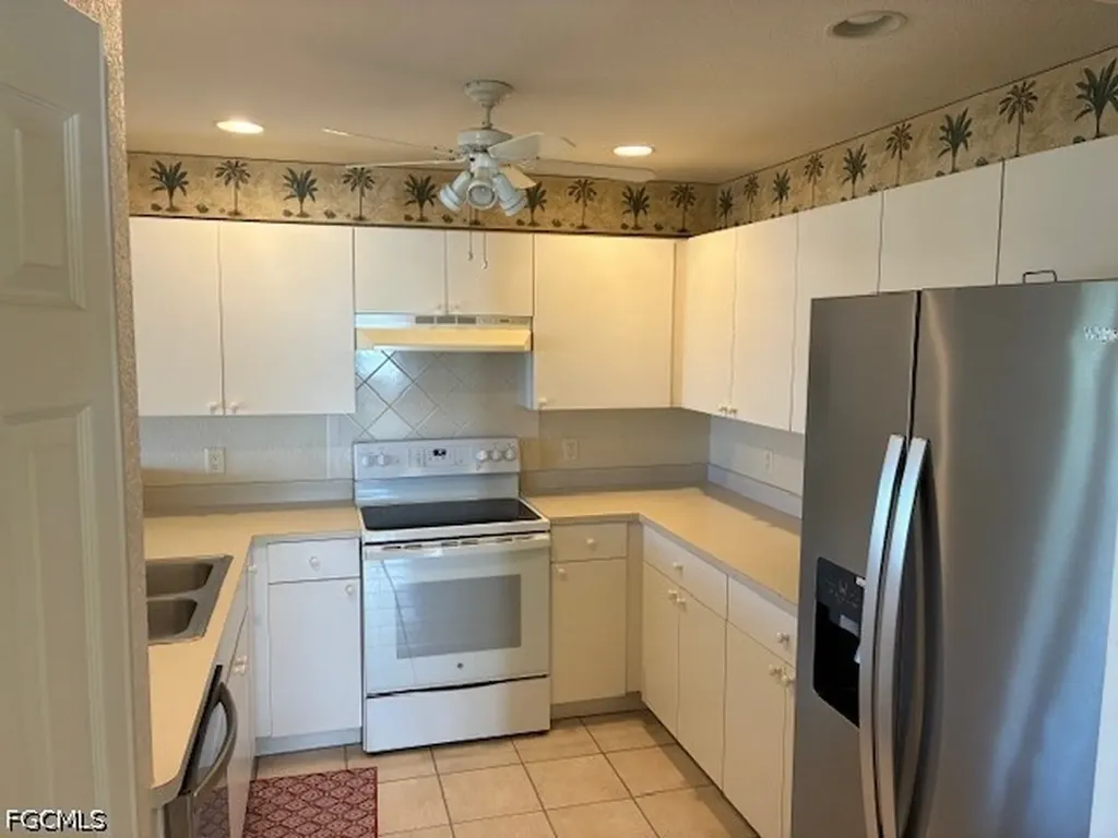 5410 Chiquita Boulevard S Cape Coral FL 33914