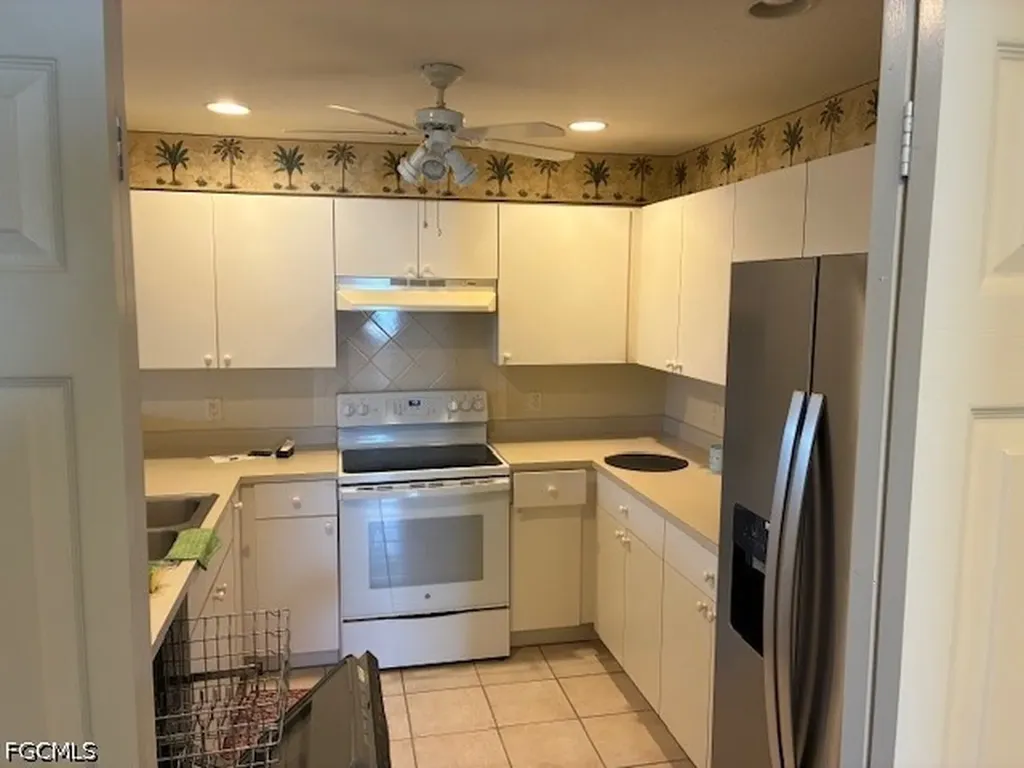 5410 Chiquita Boulevard S Cape Coral FL 33914