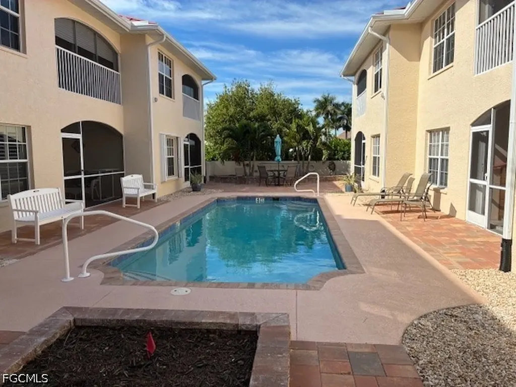 5410 Chiquita Boulevard S Cape Coral FL 33914