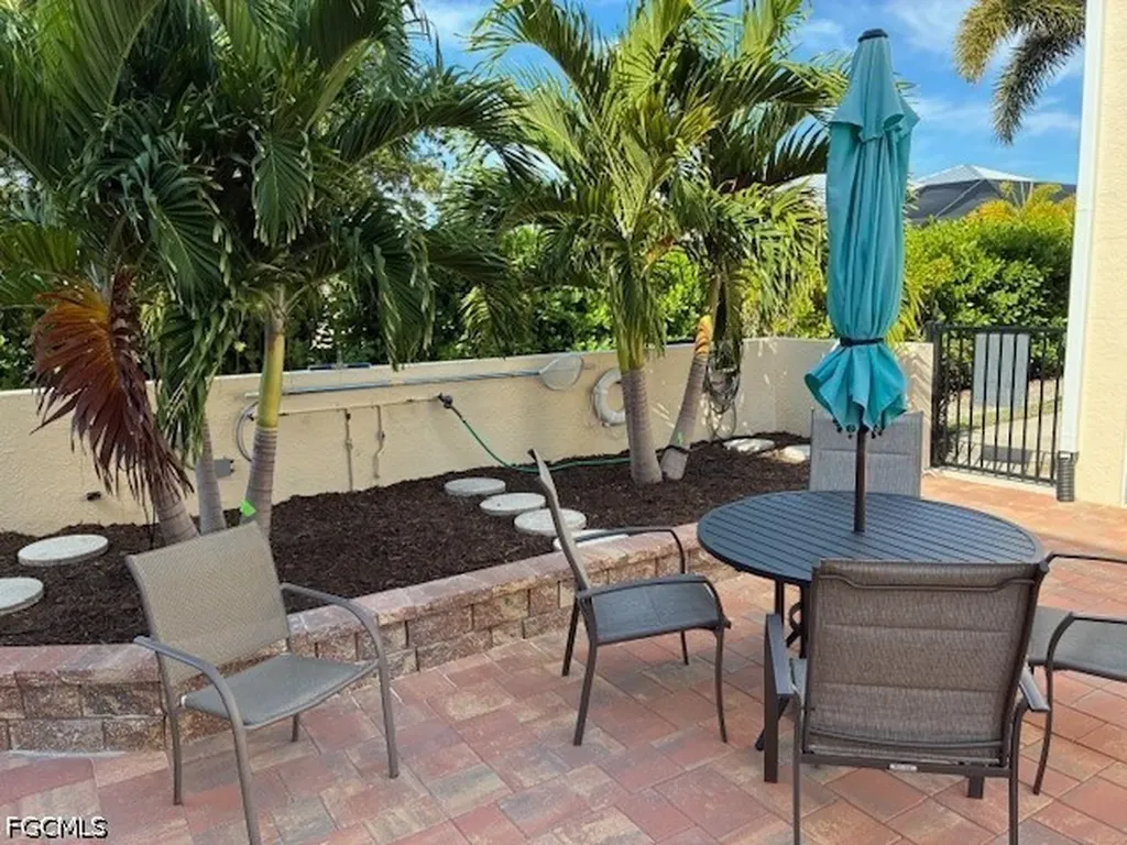 5410 Chiquita Boulevard S Cape Coral FL 33914